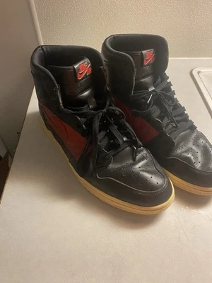 Talla 14- Air Jordan 1 Retro OG Alta Costura- Desafiante Foto 1 de 4