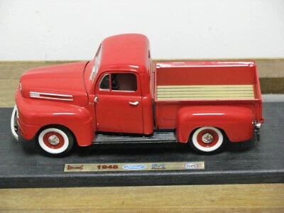 Ford F-1 1948 camioneta Road Legends 50 aniversario modelo de coche de stock Foto 1 de 4
