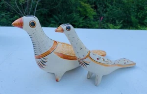 2~ Vintage Tonala Talavera mexikanische Keramik Volkskunst handbemalt Pfau Vögel - Bild 1 von 13