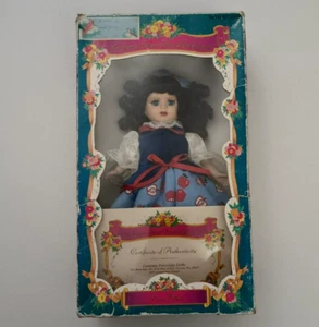 Vintage 1995 First Edition Snow White 12" Porcelain Doll Collection - Brass Key - Picture 1 of 17