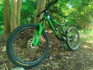 MTB - Giant Reign Advanced 1 - 27,5"- Carbon - M - Foto 1 di 11