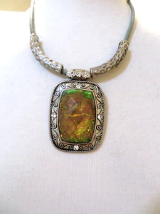 ERICA LYONS PENDANT  NECKLACE 16-20" - Picture 1 of 2