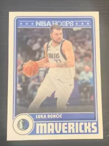 2023-24 Panini Hoops LUKA DONCIC #295 Mavericks - Foto 1 di 2