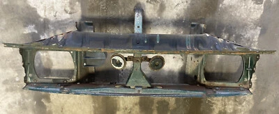 Volvo 242 240 244 245 1975-1985 1 marco de soporte de núcleo de faro redondo OEM #1696M Foto 1 de 4