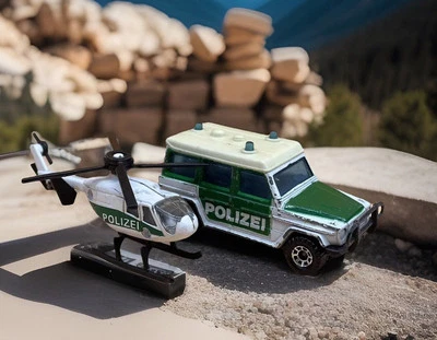 Matchbox 280 Polizei Mercedes Benz 280GE Police Car + Helicopter Vintage Gift  - Image 1 of 4