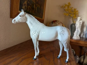 BESWICK PFERD - GROSSER VOLLBLUTHENGST - GRAU GLÄNZEND - MODELL 1772 - 8 ZOLL - Bild 1 von 9