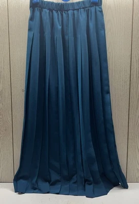 Falda plisada verde pino pequeña de colección Susan Bristol hecha en EE. UU. Foto 1 de 4