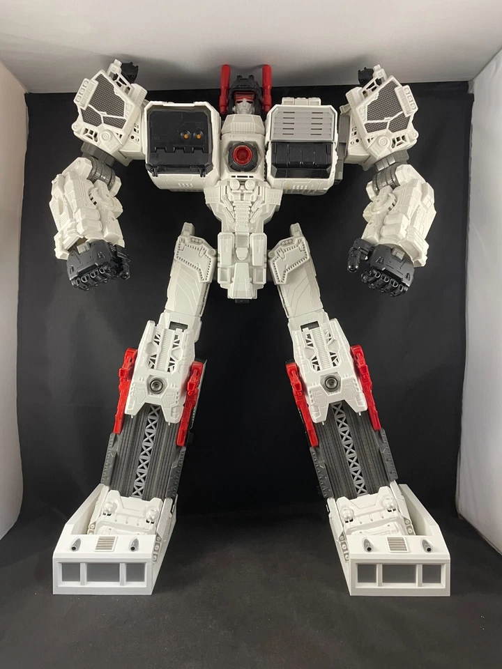 Tilting Feet and Hip Gears for Generations Metroplex *Upgrade ONLY - Image 1 of 1