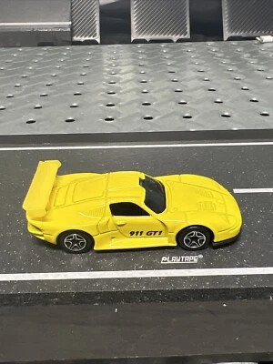 Matchbox MBX Superfast 1998 Porsche 911 GT1 amarillo - como nuevo Foto 1 de 4