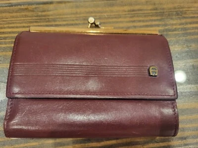 Cartera de cuero Etienne Aigner vintage rectangular marrón con bloqueo de beso usada  Foto 1 de 4