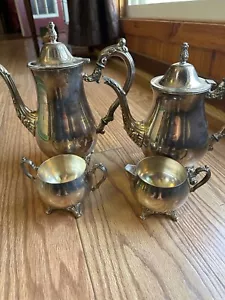 VINTAGE ONEIDA USA VERSILBERT 4 STÜCK KAFFEE & TEEKANNE MIT SAHNEKÄNNCHEN UND ZUCKERDOSE - Bild 1 von 5