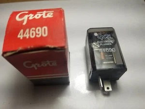 Grote 44690 2 Pin Electronic Flasher (16 Lamp) - Picture 1 of 5