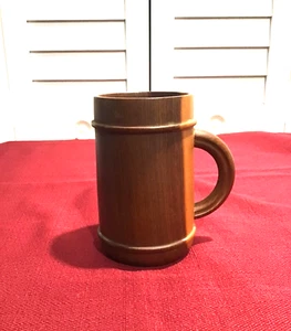 Handgefertigter Bier-/Kaffeebecher Holzfassform - Bild 1 von 6