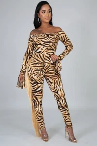 Women Brown Animal Print Jumpsuit w/side shingles. Size Medium. - Picture 1 of 3
