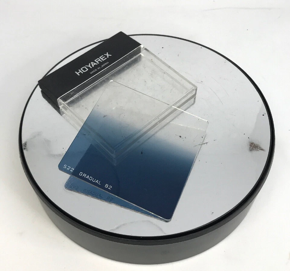 Hoya Hoyarex 522 Gradual Graduated B2 Blue color square filter 75X75mm ~m78 - Image 1 of 2