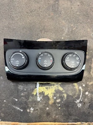 11-14 CHRYSLER 200 DODGE AVENGER TABLERO AIRE ACONDICIONADO TEMPERATURA CALOR CONTROL DE CLIMA OEM Foto 1 de 4