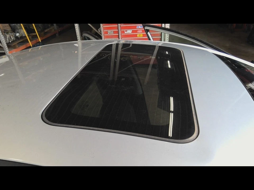 (LOCAL PICKUP ONLY) Roof Glass Only Sedan Fits 11-16 ELANTRA 702276 Foto 1 de 4