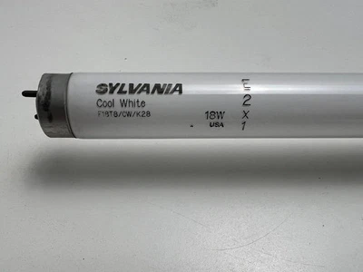 SYLVANIA 23028 F18T8CW/K28 (2 PACK )Fluorescent Light Bulb 4200K 28" COOL WHITE - Image 1 of 2