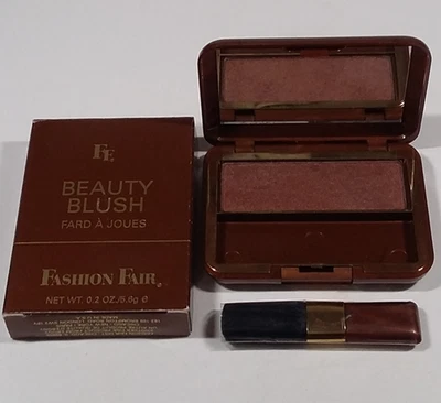 Rubor en polvo prensado para feria de moda BELLEZA DORADO PUESTA DE SOL #3030 *NUEVO EN CAJA* Foto 1 de 2