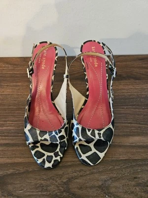 Sandalias Kate Spade de tacón alto con estampado animal jirafa negras desnudas talla 6,5 Foto 1 de 4
