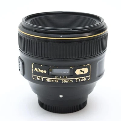 Nikon AF-S NIKKOR 58mm F/1.4G #181 Foto 1 de 4