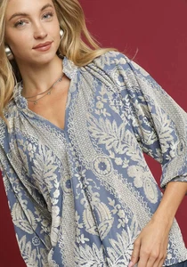 Top para mujer Umgee terciopelo damasco cuello en V manga 3/4 en acero azul - Imagen 1 de 5