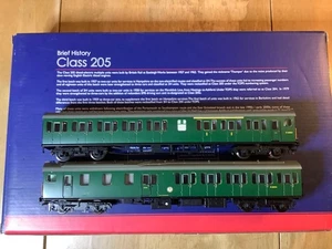 Bachmann Kernow L/Edition 31-235Z BR Green Class 205 Thumper 2 Car DEMU 1115 - Picture 1 of 4