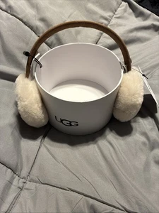 Orejeras de piel de oveja UGG Australia castaño nuevas con etiquetas - Imagen 1 de 6