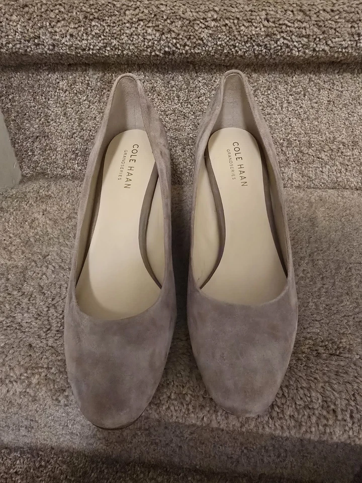 Cole Haan 女式米色楔形高跟鞋麂皮绒懒人鞋高跟鞋 6B 码  — 第 1/4 张图片