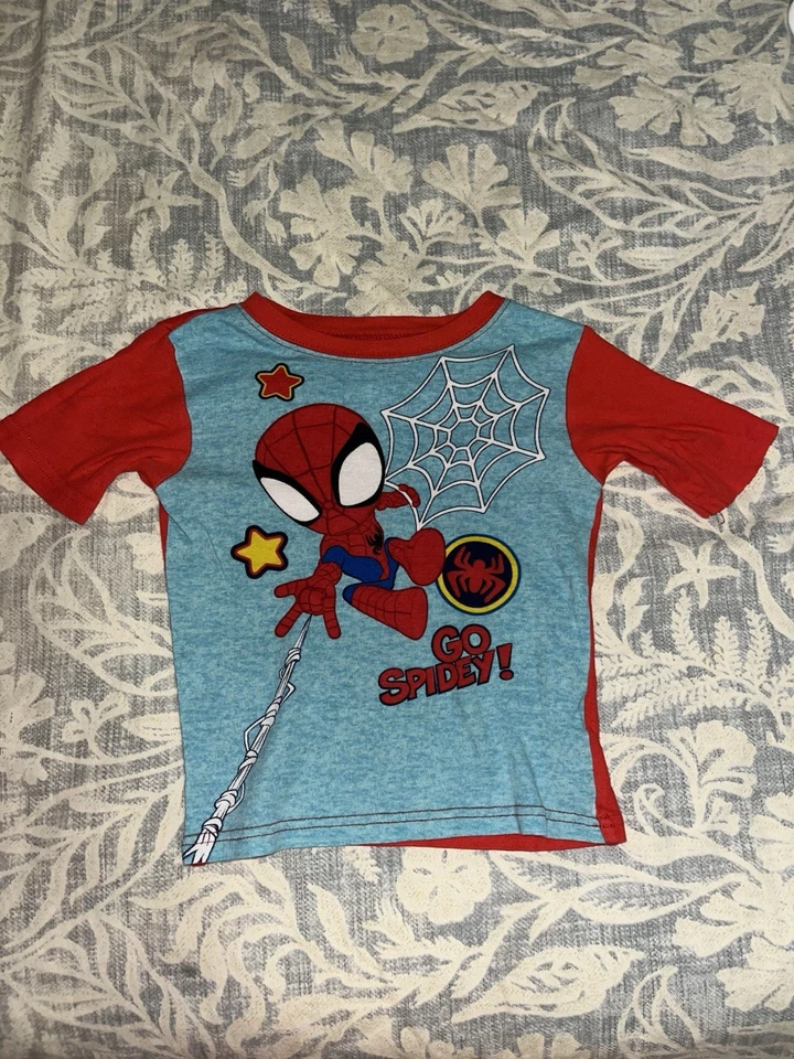 Camisa para dormir Marvel Spidey Boys Spidey talla 5T (R37) Foto 1 de 4
