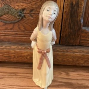 Vintage 1978 Lladro "Naughty Girl" ragazza con cappello #5006 ritirato - Foto 1 di 21