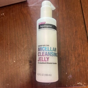 NEW Neutrogena Makeup Melting Micellar Cleansing Jelly Fragrance Free 6.3 oz - Picture 1 of 2