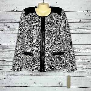 Laura Ashley NWT Size L Animal Print - Faux Leather Trim Zip Front Jacket - Picture 1 of 4