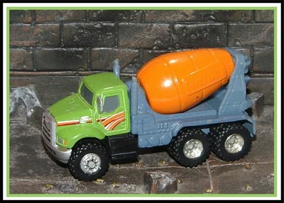 2012 _ TONKA _ CEMENT TRUCK _ DIECAST METAL - Image 1 of 2