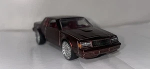 Johnny lighting 87 Buick Regal Custom 1/64 - Picture 1 of 5