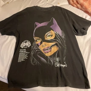 Darc Sport X DC CATWOMAN Limited Edition Graphic Tee Size L Authentic - Bild 1 von 6