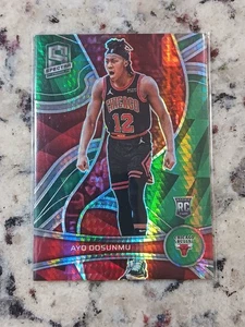 2021-22 Panini Spectra Rookies Asia Prizm Ayo Dosunmu #115 Rookie Chicago Bulls - Foto 1 di 2