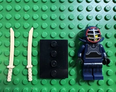 Authentic Lego Minifigure Series 15 Kendo Fighter 71011 - Image 1 of 2