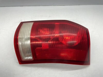 ♻️ Lámpara luz trasera pasajero derecho Saturn Vue 2002 2003 2004 2005 2006 2007 Foto 1 de 4