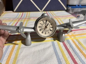 VINTAGE ART DECO ALUGUSS FLUGZEUG UHR 13'' LANG ungeprüfte Batterie Initiale - Bild 1 von 11