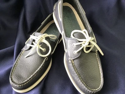 SPERRY TOPSIDER men 10.5 M BLUE LEATHER BOAT SHOE never used! NEW! EXCELLENT! - Image 1 of 4