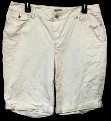 St. John's Bay 22W shorts white denim spandex stretch pockets bermuda - Image 1 of 4