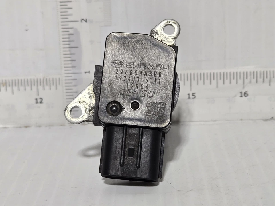 Sensor de flujo de aire masivo Subaru Impreza 2008-2017 medidor MAF 22680AA380 OEM Foto 1 de 4