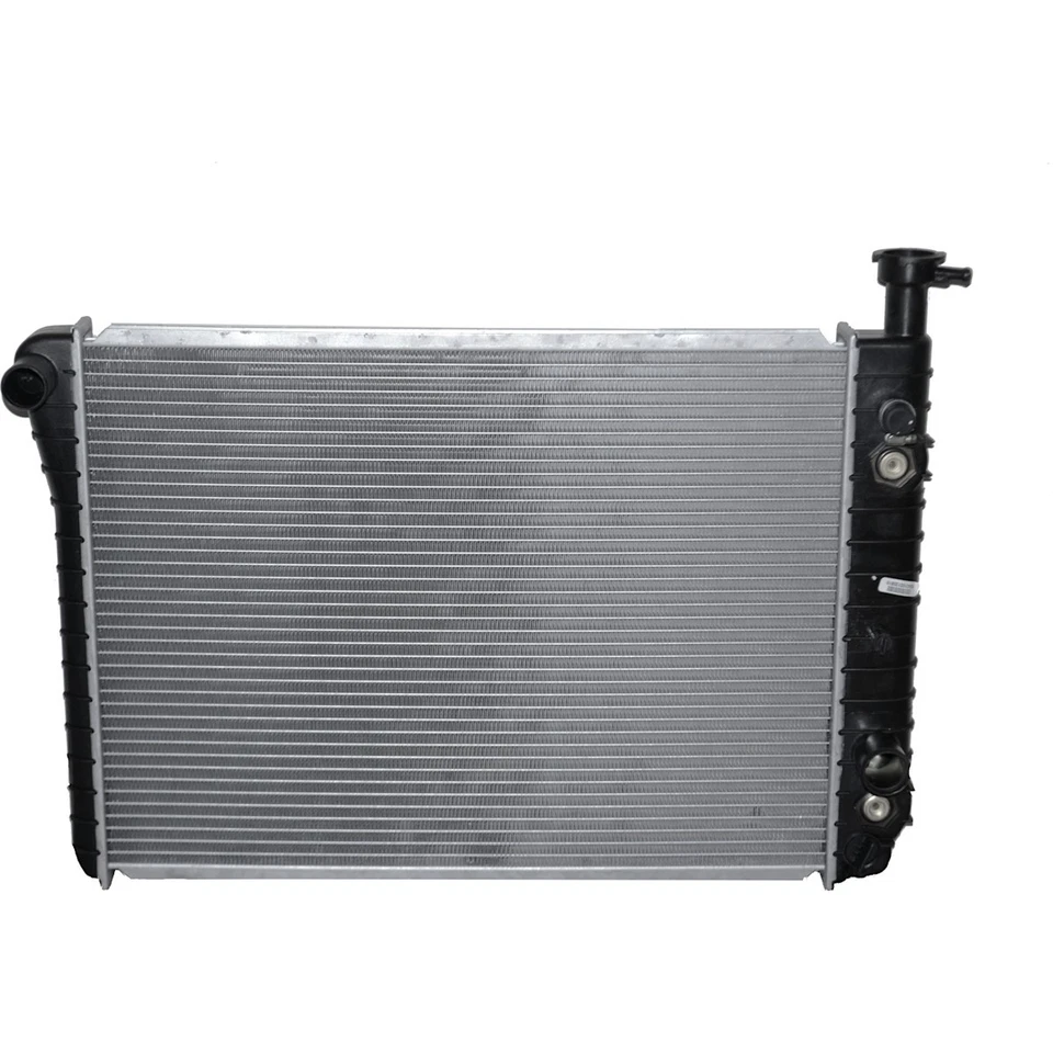 924C GPD Radiator for Chevy GMC Safari Chevrolet Astro 1985-1994 - Image 1 of 1
