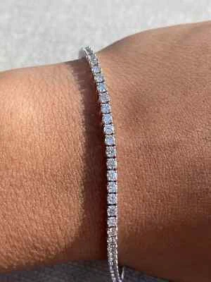 Brazalete de tenis de diamantes cultivados en laboratorio de corte redondo G/vs1 de 4,00 quilates de oro amarillo de 14 k de 6,5" Foto 1 de 4