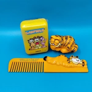 Vtg Garfield The Cat Hair Comb Nail Brush & Kid Care Mini Soap Lot - Picture 1 of 24