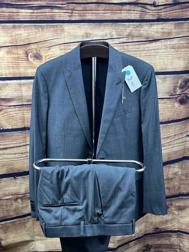 Theory Suit Light Gray Size 38R 31W Plaid 2 Piece Suit 100% Wool Double Vented - Image 1 of 4