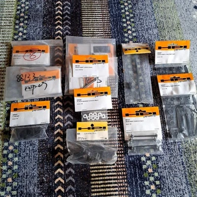 Lotto ricambi HPI Brama 10B 88133 88134 85614 85647 85643 88131 88011 85644 - Immagine 1 di 4