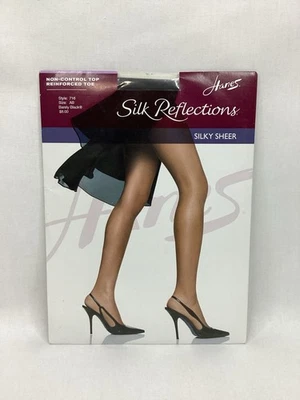 Medias pantimedias Hanes Silk Reflections sin control TALLA AB apenas negras Foto 1 de 3