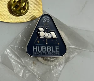 NASA/Hubble Space Telescope 35 Years Pin - Picture 1 of 3